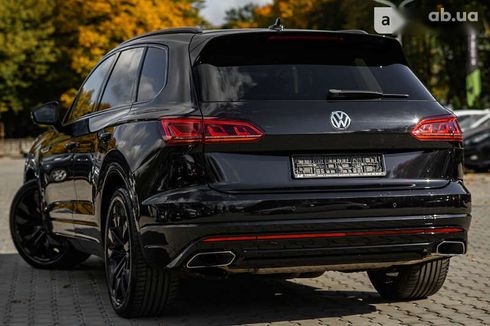 Volkswagen Touareg 2020 - фото 13