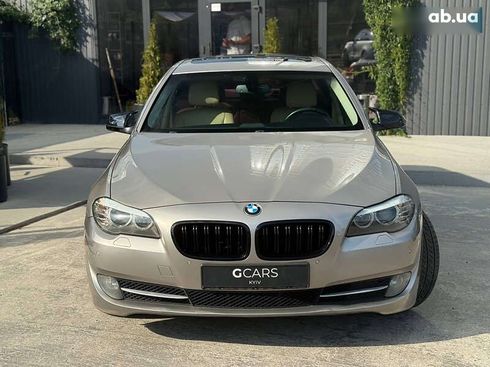 BMW 5 серия 2010 - фото 2