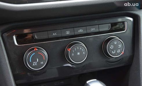 Volkswagen Tiguan 2020 - фото 30