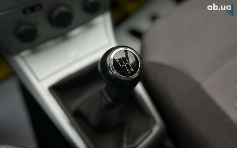 Opel Astra 2009 - фото 15