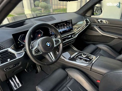 BMW X7 2022 - фото 30