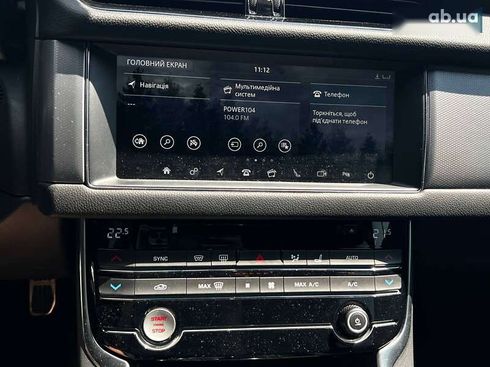 Jaguar XF 2019 - фото 18