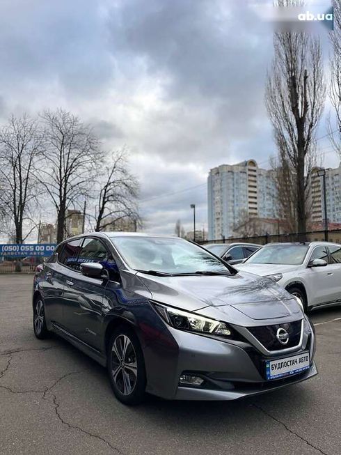 Nissan Leaf 2019 - фото 6