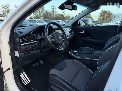 Kia Niro 2022 - фото 2