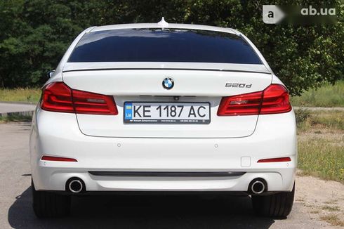 BMW 5 серия 2018 - фото 9