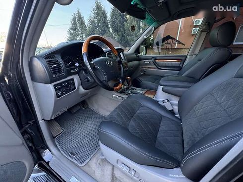 Lexus LX 2005 - фото 2