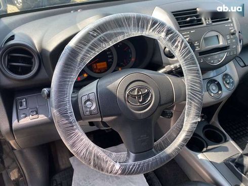 Toyota RAV4 2008 - фото 13