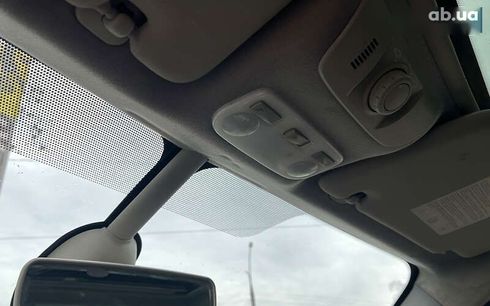 Renault Scenic 2012 - фото 17