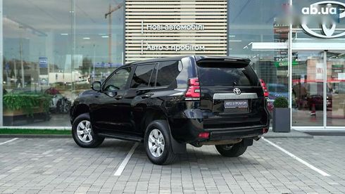 Toyota Land Cruiser Prado 2019 - фото 2
