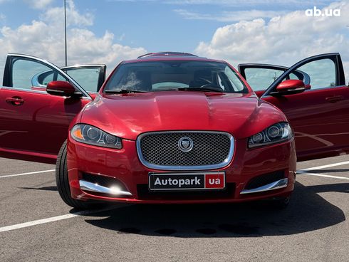 Jaguar XF 2013 красный - фото 22