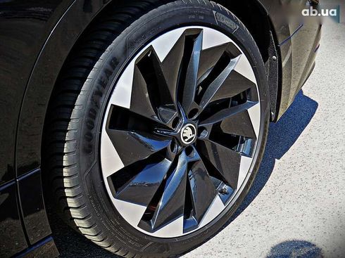 Skoda Enyaq 2022 - фото 6