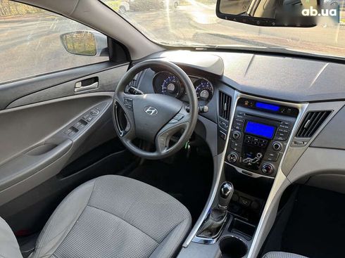 Hyundai Sonata 2012 - фото 24