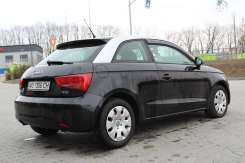 Audi A1 2011 - фото 9