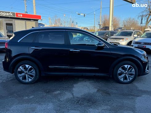 Kia Niro 2022 черный - фото 5