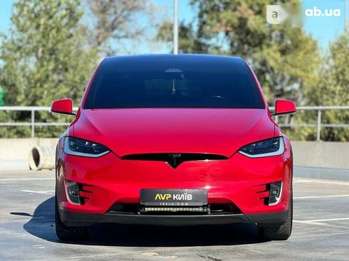 Tesla Model X 2019 - фото 8