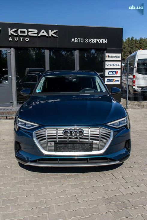 Audi E-Tron 2021 - фото 3