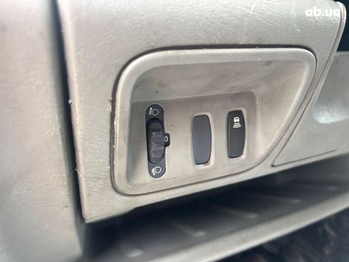 Mercedes-Benz B-Класс 2010 белый - фото 16