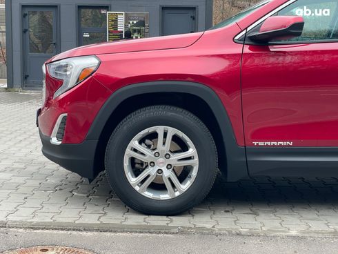 GMC Terrain 2018 красный - фото 11