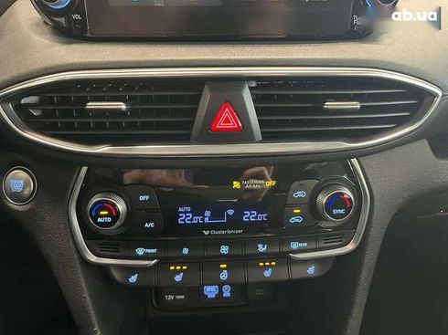 Hyundai Santa Fe 2019 - фото 16