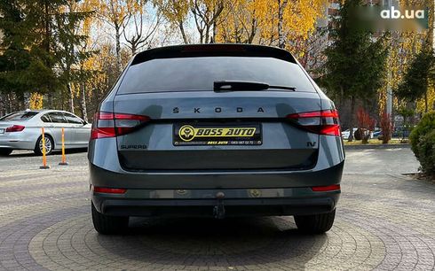 Skoda Superb 2020 - фото 6