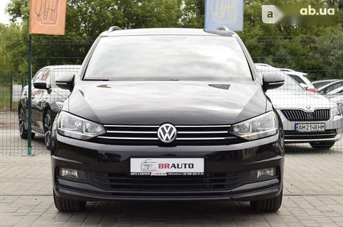 Volkswagen Touran 2019 - фото 4