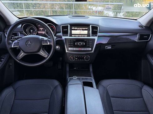 Mercedes-Benz M-Класс 2015 - фото 26