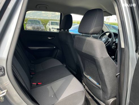 Suzuki Vitara 2019 серый - фото 10