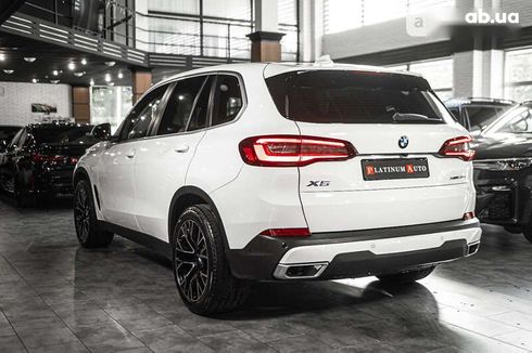 BMW X5 2021 - фото 10