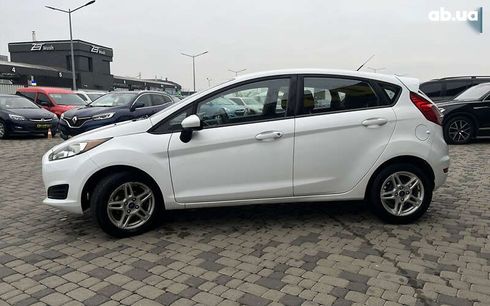 Ford Fiesta 2019 - фото 4