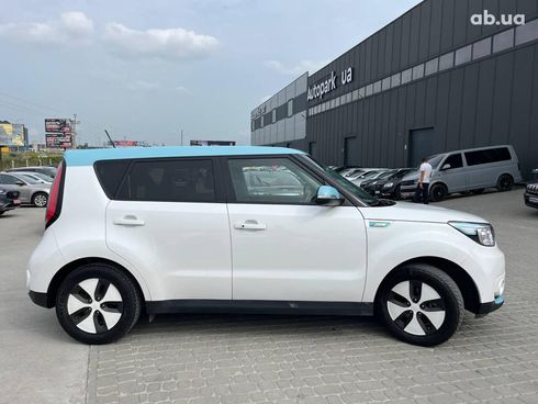 Kia Soul EV 2014 белый - фото 9