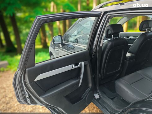Chevrolet Captiva 2012 черный - фото 15