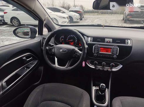 Kia Rio 2015 - фото 10