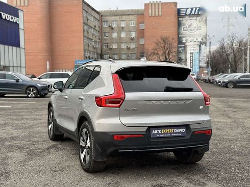 Volvo XC40 2023 - фото 8