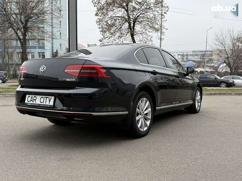 Volkswagen Passat 2017 - фото 7