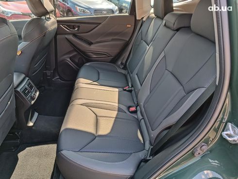 Subaru Forester 2023 зеленый - фото 35
