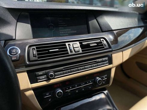 BMW 5 серия 2011 - фото 17
