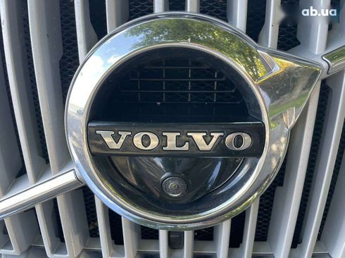 Volvo XC90 2018 - фото 17