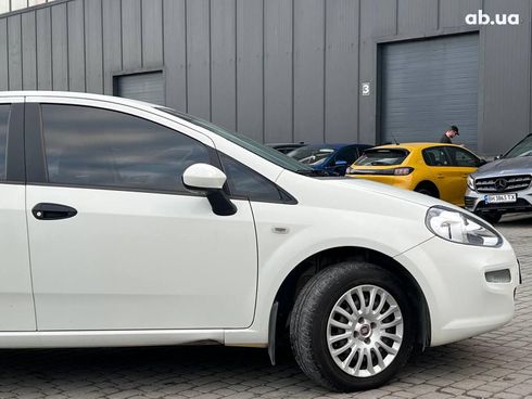 Fiat grande punto 2012 белый - фото 10