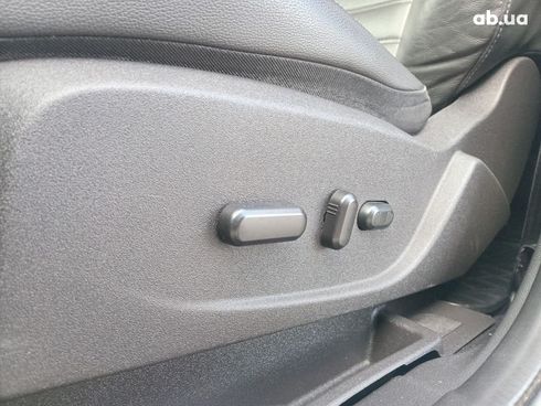 Ford Kuga 2017 серый - фото 16