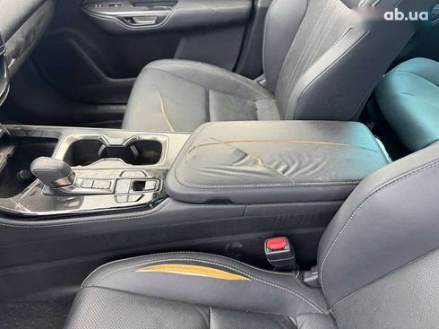 Lexus NX 2022 - фото 18