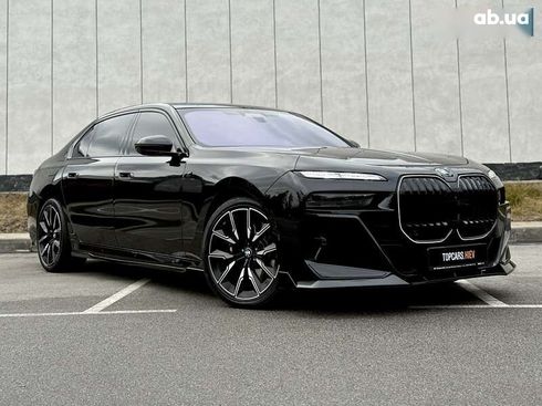 BMW 7 серия 2023 - фото 20