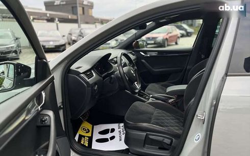 Skoda Octavia 2019 - фото 12
