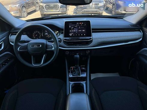 Jeep Compass 2021 - фото 9