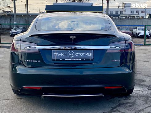 Tesla Model S 2013 зеленый - фото 4