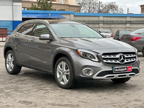 Mercedes-Benz GLA-Класс 2019 серый - фото 3