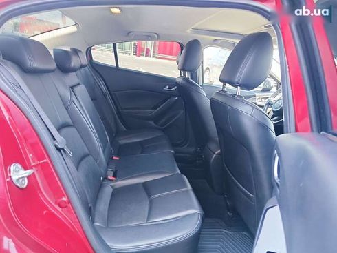 Mazda 3 2017 - фото 11