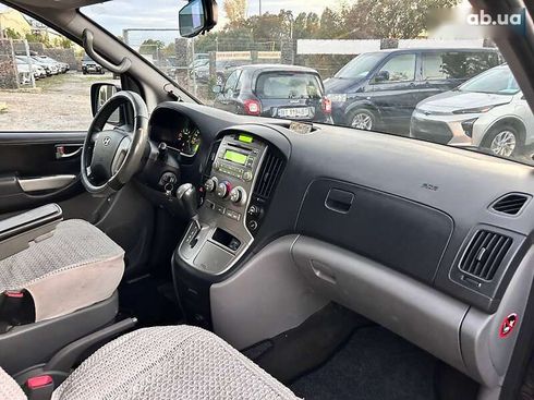 Hyundai H-1 2012 - фото 27