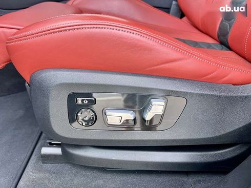 BMW X5 M 2022 - фото 27