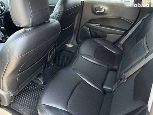 Jeep Compass 2018 - фото 24