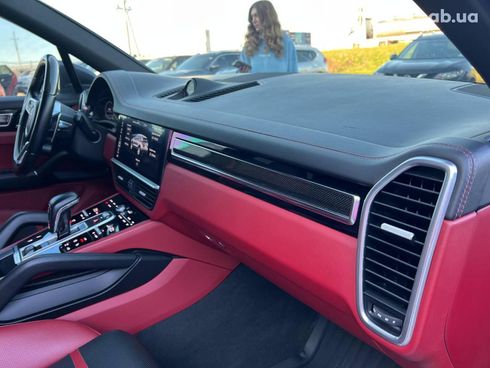 Porsche Cayenne 2019 серый - фото 46